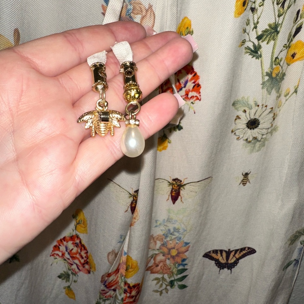 Camilla “Queens Bee Hive” Cream Linen Floral Print Wide-Leg Lounge Pants M - Picture 10 of 12